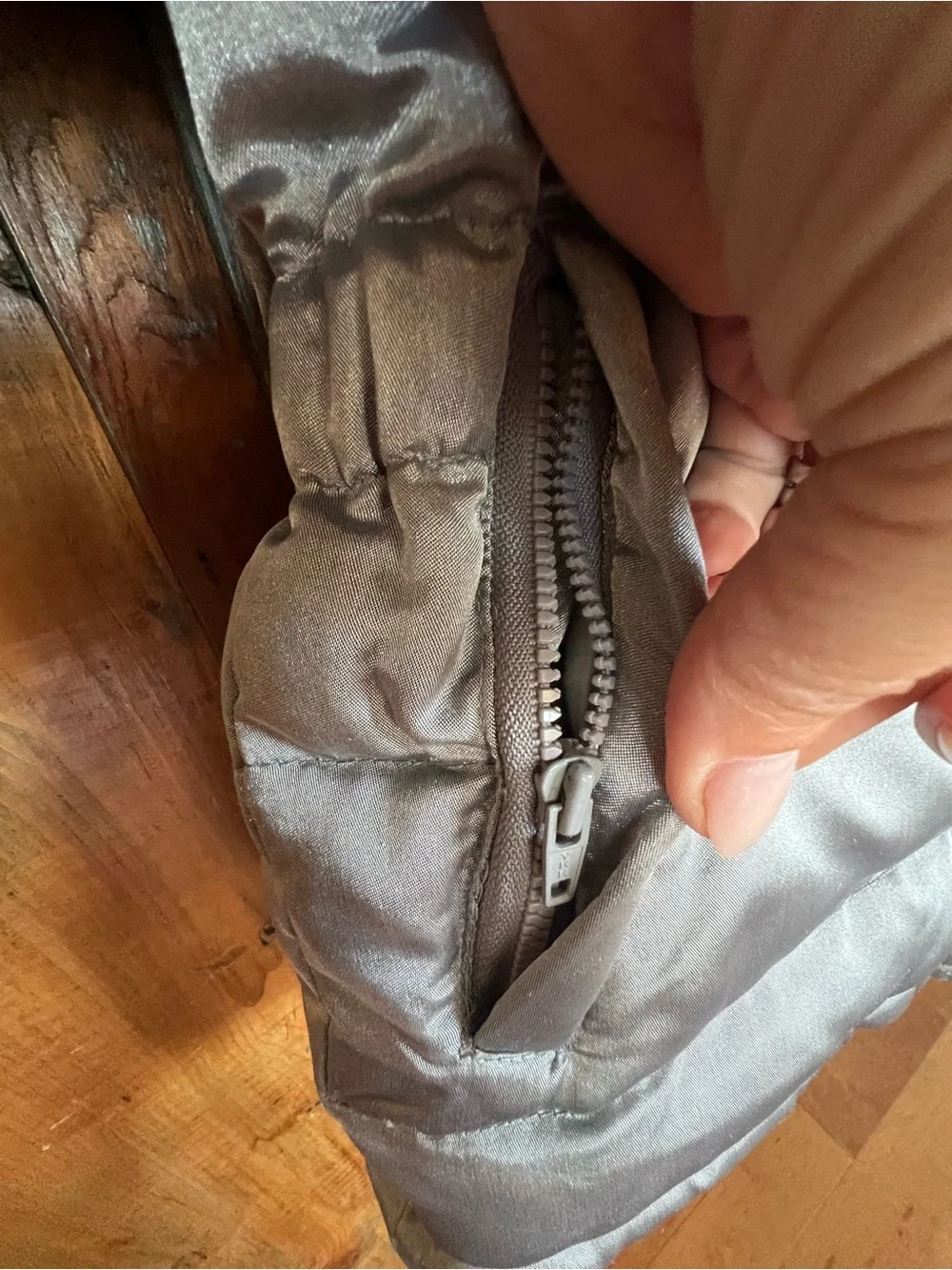 GAP Kids Silver Hooded Fleece Lined Warm Puffer Jacket Size XS
